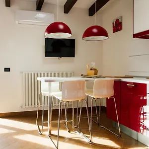 Aparthotel Verro Building